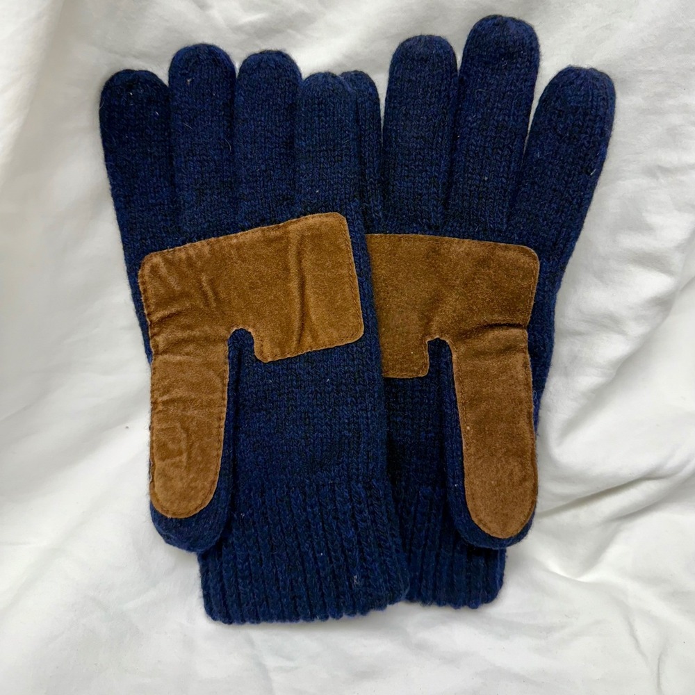 Berkshire Fashions Chic Navy Blue Wool Blend Knit Gloves Brown Suede Palm Patch